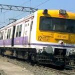 पुणे-लोणावळा लोकल सेवा सुरू:फक्त अत्यावश्यक सेवेतील कर्मचाऱ्यांच्या सोयीसाठी