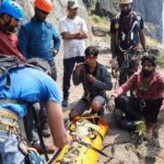 ढाक भैरीच्या कड्यावरून सुमारे 200 फुट खोल दरीत पडल्याने एका युवकाचा मृत्यू