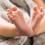 निर्दयी बापानेच केली दोन महिन्याच्या चिमुकलीची नाक आणि गळा दाबून हत्या