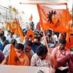वीज कंत्राटी कामगारांचा आझाद मैदानावर उद्रेक