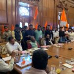 परीक्षा शुल्क परत मिळण्यासाठी अभाविपचे आंदोलन: विद्यापीठ व्यवस्थापन परिषदेत शुल्क परत करण्याचा निर्णय; अभाविपचे आंदोलन यशस्वी