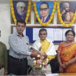 संतांच्या पालख्यांना जसे वारकरी जोडले जातात त्याप्रमाणे संजय दांडेकर यांनी माणसे जोडली
