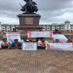 शिवाजी विद्यापीठ पेपर फुटी प्रकरण : अभाविपचे लोटांगण घालत आंदोलन
