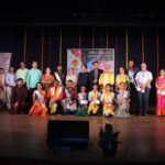 ‘व्हॉईस ऑफ पुणे फेस्टिवल’मध्ये तरुणाई बरोबरच चाळीशी ओलांडलेल्या महिला आणि पुरुष स्पर्धकांच्या उत्साहाने रसिक भारावले