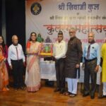 पाकिस्तानपेक्षाही मोबाईल, टिव्ही हे मोठे शत्रू