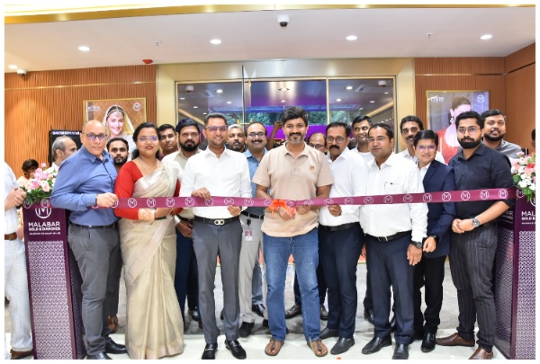 Malabar Gold & Diamonds opens its first store at Oudh in Pune