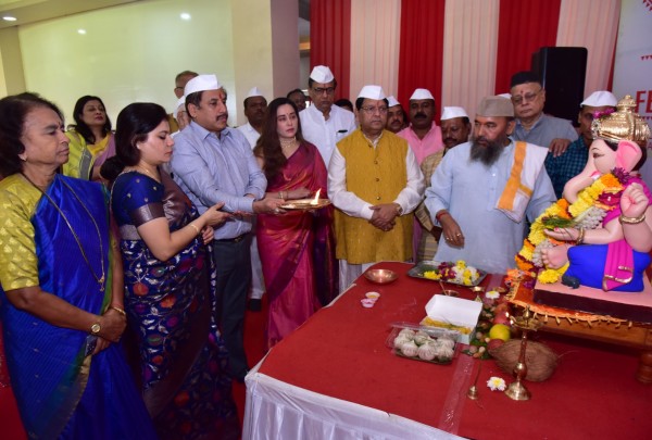 Mr. and Mrs. Vikram Kumar inaugurated the Shri of Pune Festival