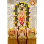 On the occasion of Gudi Padva, Ram Lalla of Ayodhya wore clothes woven by Pune people