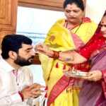 Muralidhar Mohol's mother is in tears