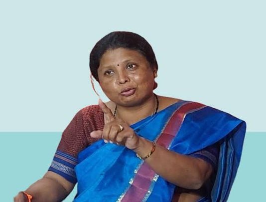कॅगच्या अहवालावरून ‘लाडकी बहीण’ योजनेत मोठा आर्थिक घोळ; सुषमा अंधारेंचा खळबळजनक आरोप मुख्यमंत्री माझी लाडकी बहीण योजना कॅग अहवाल आणि सुषमा अंधारे