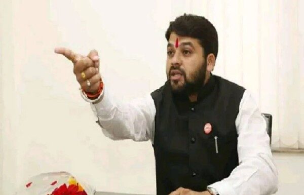 रविकांत तुपकर यांची नव्या पक्षाची घोषणा