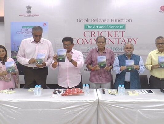 Book "The Art and Science of Cricket Commentary" released