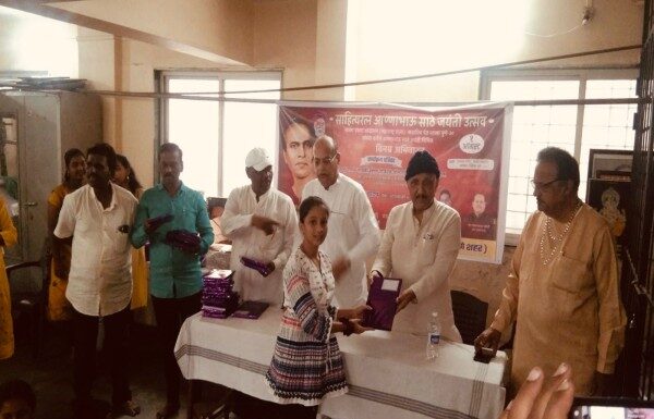 लोकशाहीआणि संविधानिक हक्कांच्या रक्षणासाठी देशात साठे व टिळक पुन्हा निर्माण होण्याची गरज : गोपाळदादा तिवारी There is a need to re-create Sathe and Tilak in the country to protect democracy and constitutional rights