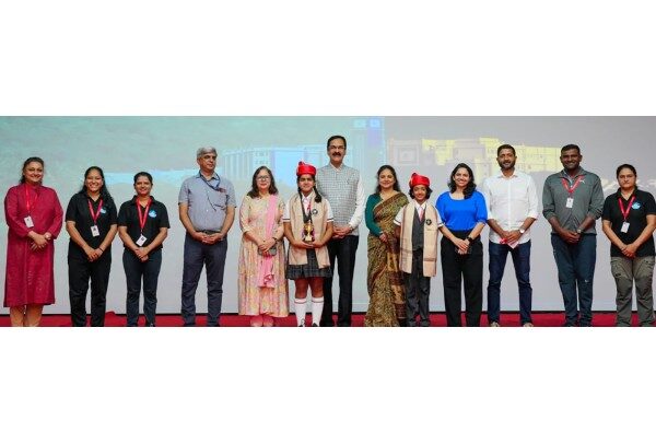 राष्ट्रीय फिन स्विमिंग स्पर्धेत ध्रुव ग्लोबल स्कूलच्या इव्हा मालवणकर व निया पतंगेने पटकाविले कांस्यपदक राष्ट्रीय फिन स्विमिंग स्पर्धेत ध्रुव ग्लोबल स्कूलच्या इव्हा मालवणकर व निया पतंगेने पटकाविले कांस्यपदक