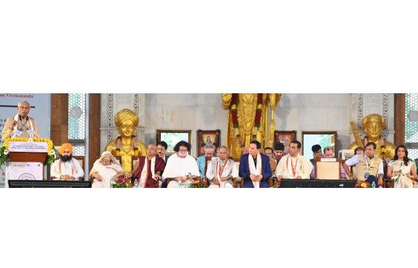 जगात शांतता नांदावी यासाठी विज्ञान आणि अध्यात्माची सांगड घालावी लागणार जगात शांतता नांदावी यासाठी विज्ञान आणि अध्यात्माची सांगड घालावी लागणार