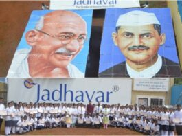 Tribute to Mahatma Gandhi and Lal Bahadur Shastri through magnificent 40 x 80 feet paintings