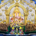 'दगडूशेठ' गणपतीला उमांगमलज जन्मोत्सवानिमित्त ११०० नारळांचा नैवेद्य