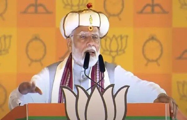 राहुल गांधी यांच्या तोंडून महाविकास आघाडीने वीर सावरकर, स्व. बाळासाहेब ठाकरे यांची स्तुती करून दाखवावी