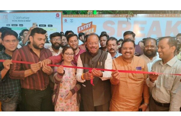 जगातील सर्वांत मोठा पुस्तक महोत्सव पुण्यात