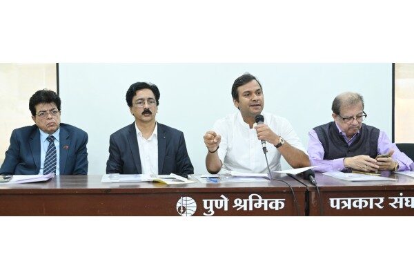 स्व. राज कपूर यांची जन्मशताब्दी व भारतरत्न लता मंगेशकर यांच्या स्मृतीला सांगितिक अभिवादन :प्रजासत्ताकदिनी माईर्स एमआयटी डब्ल्यूपीयू व एडीटीयू तर्फे ‘वंदन भारतमातेला कार्यक्रमाचे आयोजन स्व. राज कपूर यांची जन्मशताब्दी व भारतरत्न लता मंगेशकर यांच्या स्मृतीला सांगितिक अभिवादन