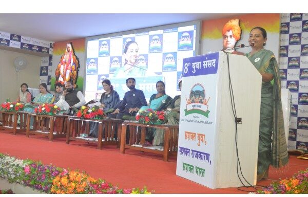 महात्मा गांधींचे विचार मारण्याचा आजही प्रयत्न होत आहे- यशोमती ठाकुर महात्मा गांधींचे विचार मारण्याचा आजही प्रयत्न होत आहे