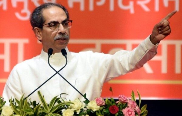 मराठी शक्ती एकवटू नये म्हणून मालकांचे नोकर प्रयत्नशील : “राज्याच्या मनात आहे तेच मी करेन,” उद्धव ठाकरे यांचे सूचक विधान राज्याच्या मनात आहे तेच मी करेन," उद्धव ठाकरे यांचे सूचक विधान