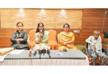 लग्नात चारचाकी व १५ तोळे सोने देऊनही सासरच्या लोकांकडून विवाहितेचा छळ