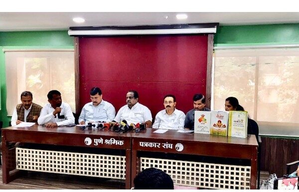 बेताल वक्तव्य करून सामाजिक सलोखा बिघडवणाऱ्या लक्ष्मण हाके यांच्यावर कारवाई करा : मराठा क्रांती मोर्चाची मागणी बेताल वक्तव्य करून सामाजिक सलोखा बिघडवणाऱ्या लक्ष्मण हाके यांच्यावर कारवाई करा