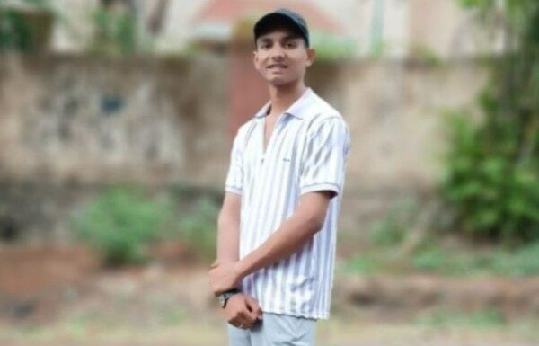 सासरच्या जाचाला कंटाळून २० वर्षीय तरुणाची आत्महत्या; पत्नीसह ७ जणांवर गुन्हा दाखल सासरच्या जाचाला कंटाळून २० वर्षीय तरुणाची आत्महत्या