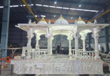 संत ज्ञानेश्वर माउली पालखी सोहळा हायटेक रथ (Sant Dnyaneshwar Mauli Palkhi Sohala Hi-Tech