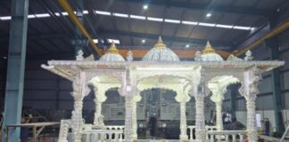 संत ज्ञानेश्वर माउली पालखी सोहळा हायटेक रथ (Sant Dnyaneshwar Mauli Palkhi Sohala Hi-Tech