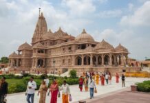 राम मंदिर ट्रस्टमध्ये मोठे फेरबदल? चंपत राय यांची सुट्टी, ‘बजरंगी’ सांभाळणार जबाबदारी; देणगी चोरीच्या प्रकरणाने खळबळ राम मंदिर ट्रस्ट प्रशासकीय बदल आणि घोटाळा