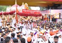 संत तुकाराम महाराजांची पालखी उद्योगनगरीत दाखल :लाखो वारकऱ्यांच्या उपस्थितीत भक्तिमय स्वागत संत तुकाराम महाराजांची पालखी उद्योगनगरीत दाखल