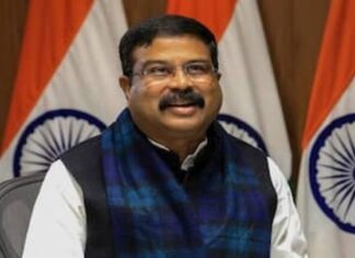 धर्मेंद्र प्रधान यांचा राजीनामा: आंदोलकांचा मोठा विजय