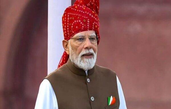 लाल किल्ल्यावरून मोदींची ‘शक्तीची सप्तधारा’; २०४७ पर्यंत विकसित भारताचा वेगवान रोडमॅप