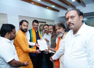 मराठा क्रांती मोर्चा मुख्यमंत्री देवेंद्र फडणवीस निवेदन