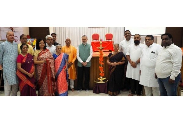 सुमेधा चिथडे व्याख्यान पुणे