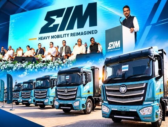 Devendra Fadnavis EV Truck Plant Pune